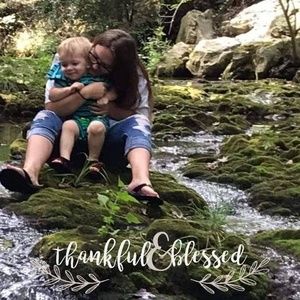 Meet your Posher, Crystal